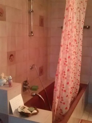 ***  Casa Irene Bed & Breakfast Torri di Quartesolo Italy